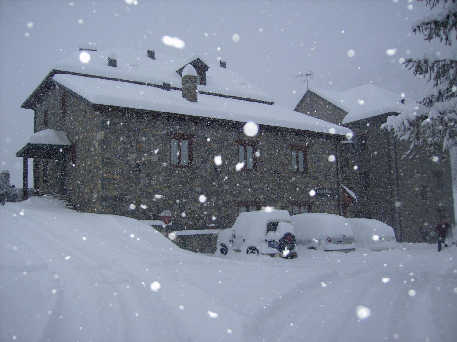 Hostal Pernalle Erill la Vall Luaran gambar
