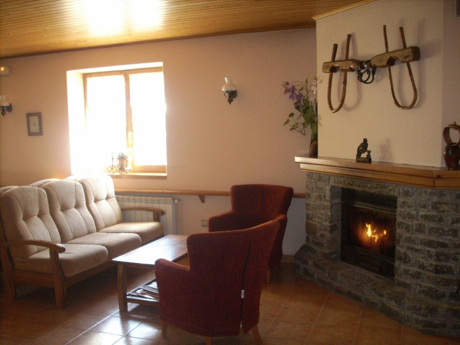 Hostal Pernalle Erill la Vall Luaran gambar