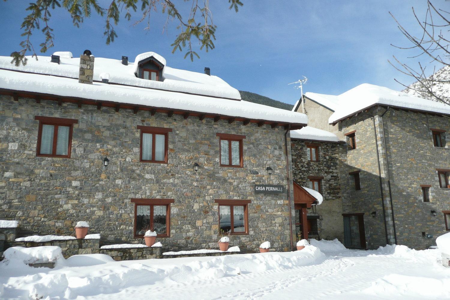 Hostal Pernalle Erill la Vall Luaran gambar